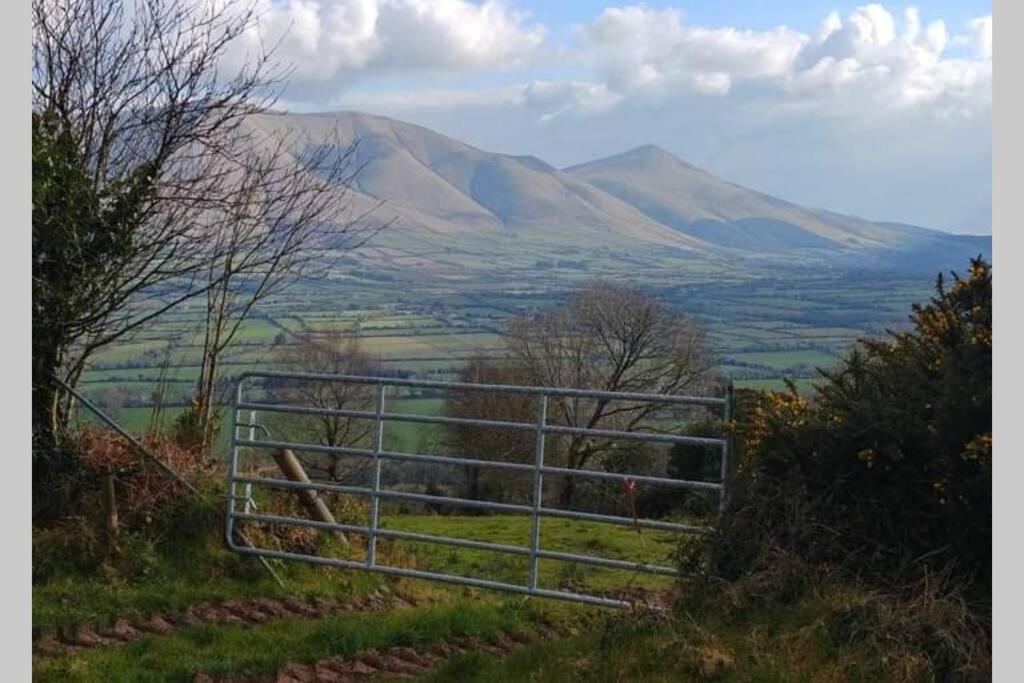 Corderry Farmhouse, Idyllic Cottage Amid 250 Acres Lisvernane Екстер'єр фото